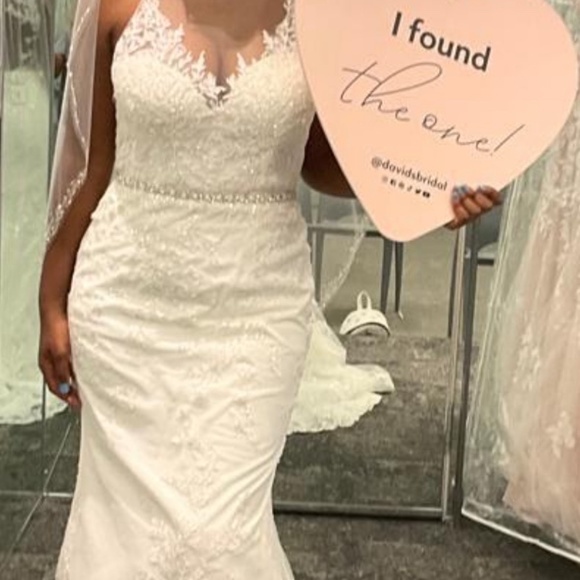 Brand New Oleg Cassini Wedding Dress  Bundle - Picture 1 of 3